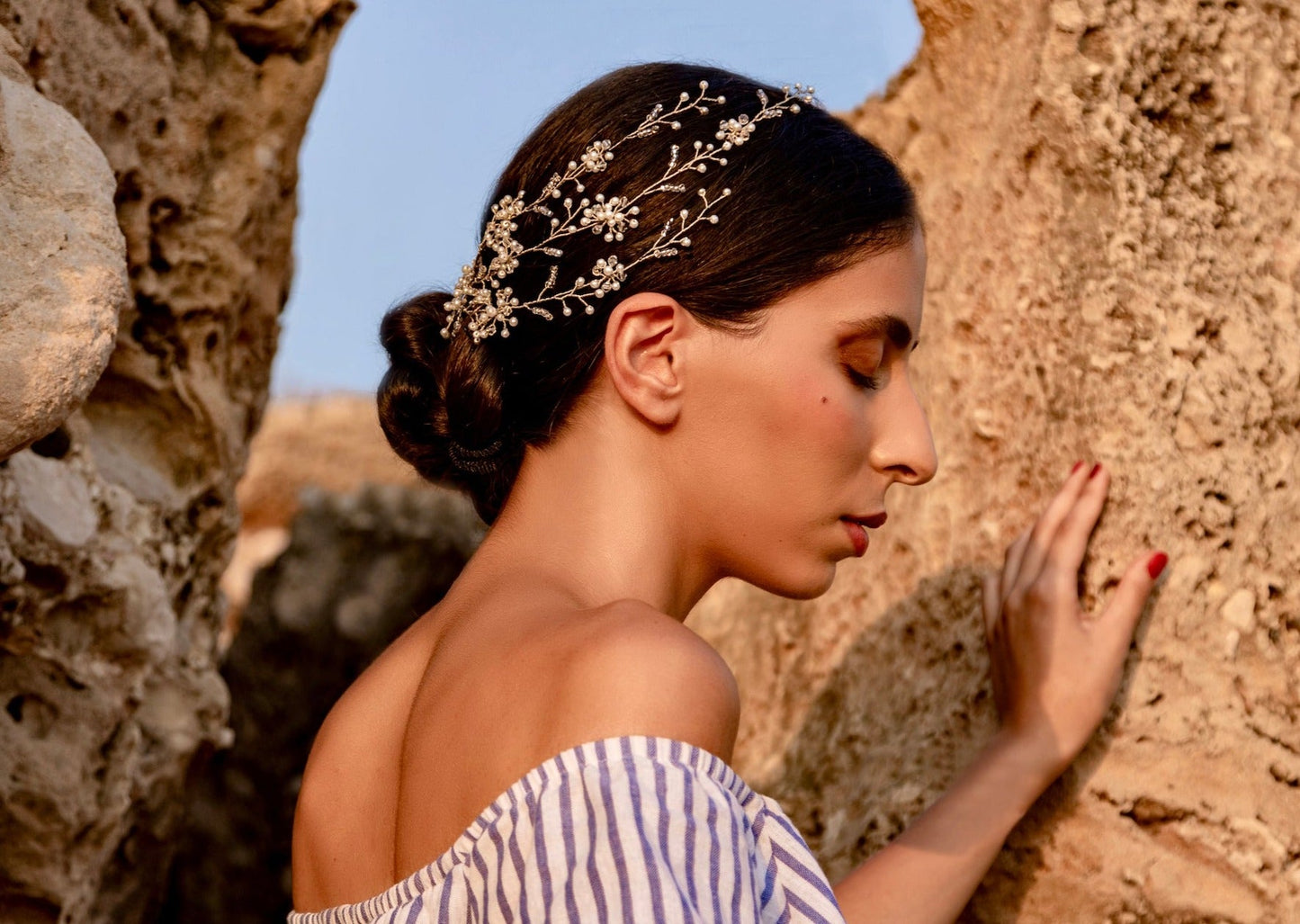 #headpiece# #halo_headpieces#